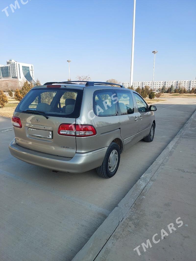 Toyota Sienna 2002 - 150 000 TMT - Дашогуз - img 4