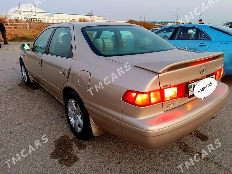 Toyota Camry 2000 - 125 000 TMT - Векильбазар - img 2