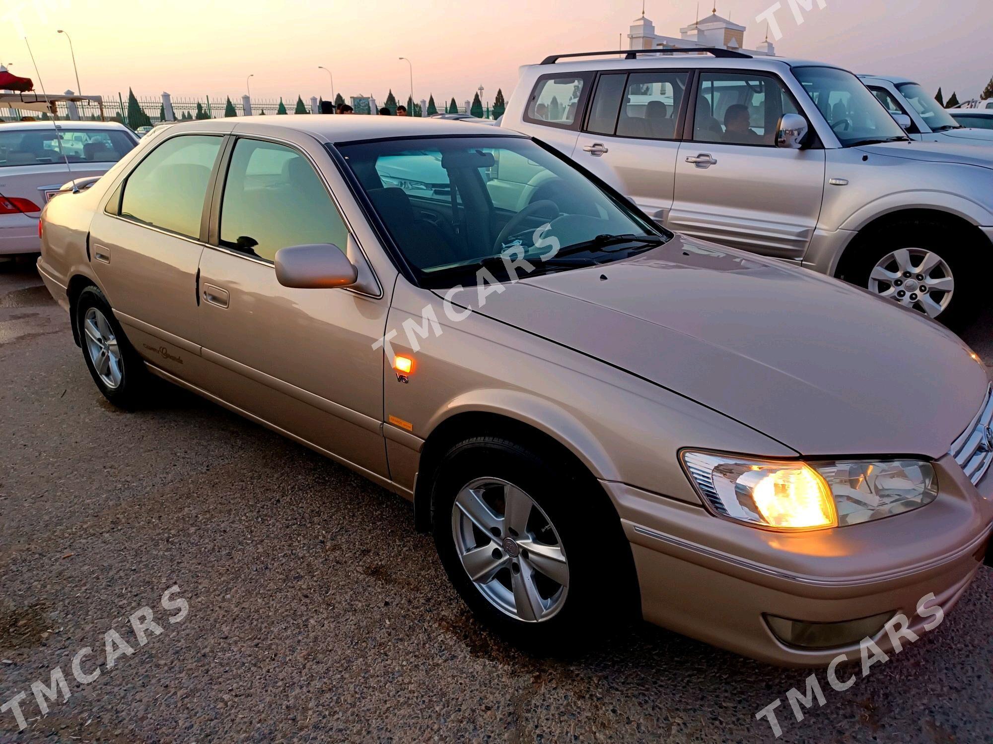 Toyota Camry 2000 - 125 000 TMT - Векильбазар - img 5