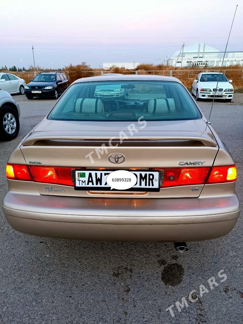 Toyota Camry 2000 - 125 000 TMT - Векильбазар - img 5