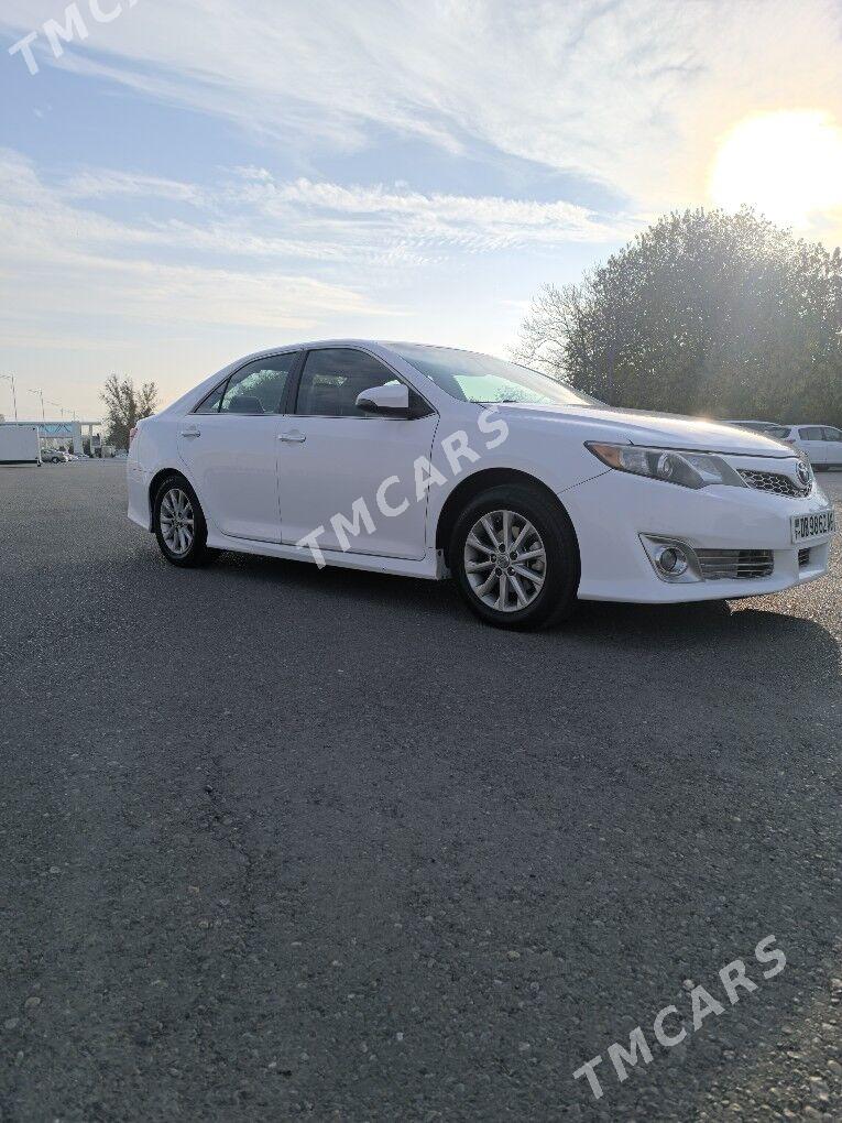 Toyota Camry 2014 - 227 000 TMT - Bedew - img 2