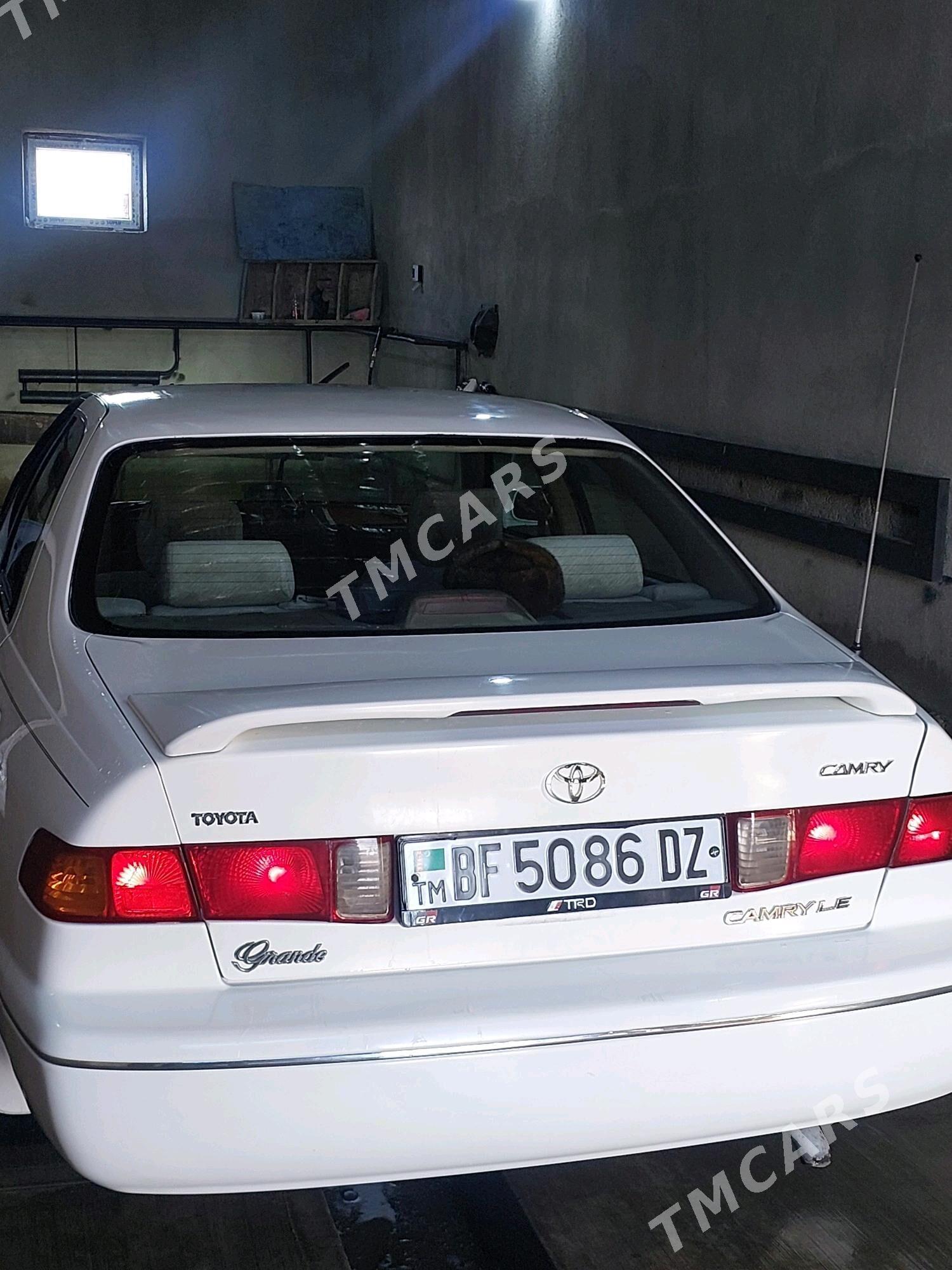 Toyota Camry 2001 - 115 000 TMT - Gubadag - img 5