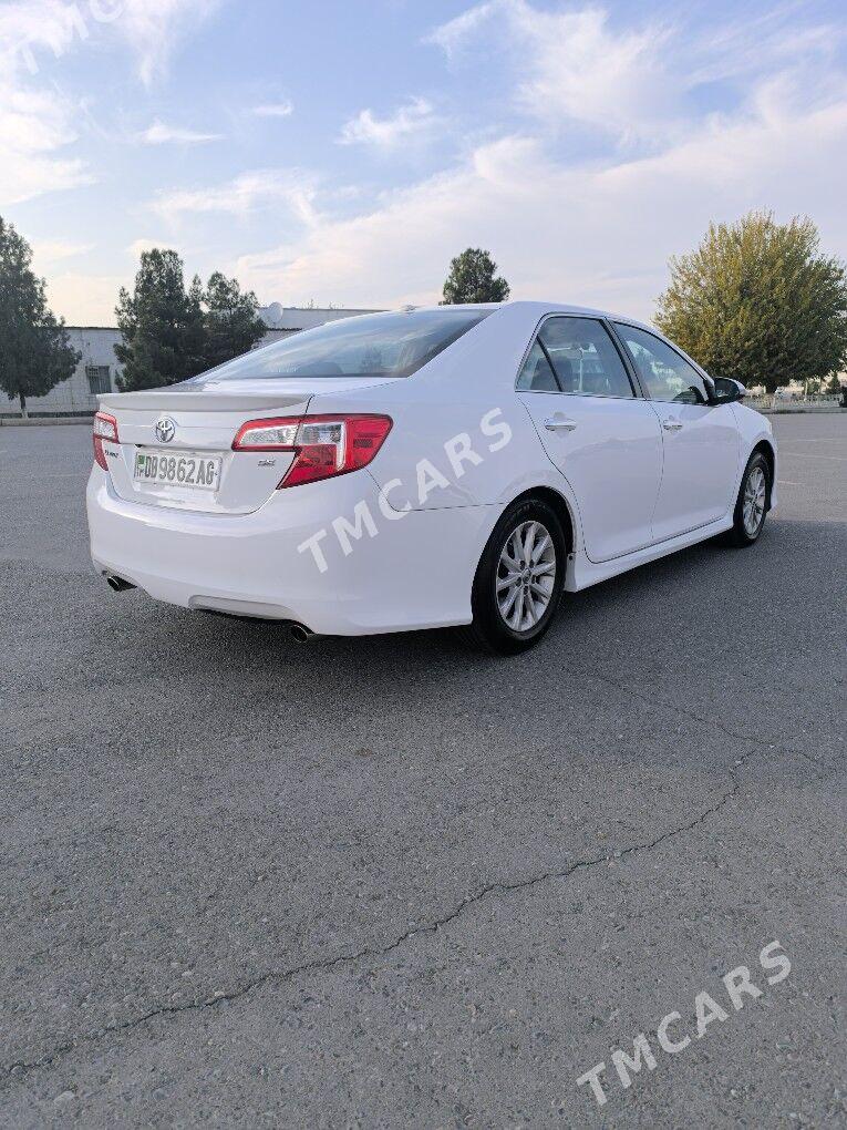 Toyota Camry 2014 - 227 000 TMT - Bedew - img 3