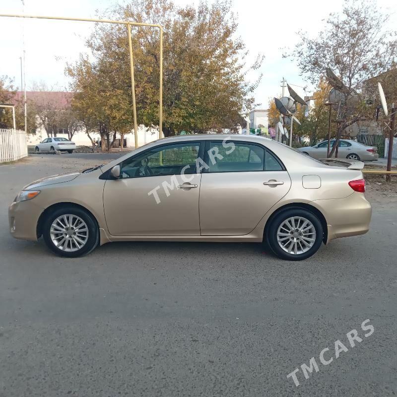 Toyota Corolla 2011 - 126 000 TMT - Мары - img 3