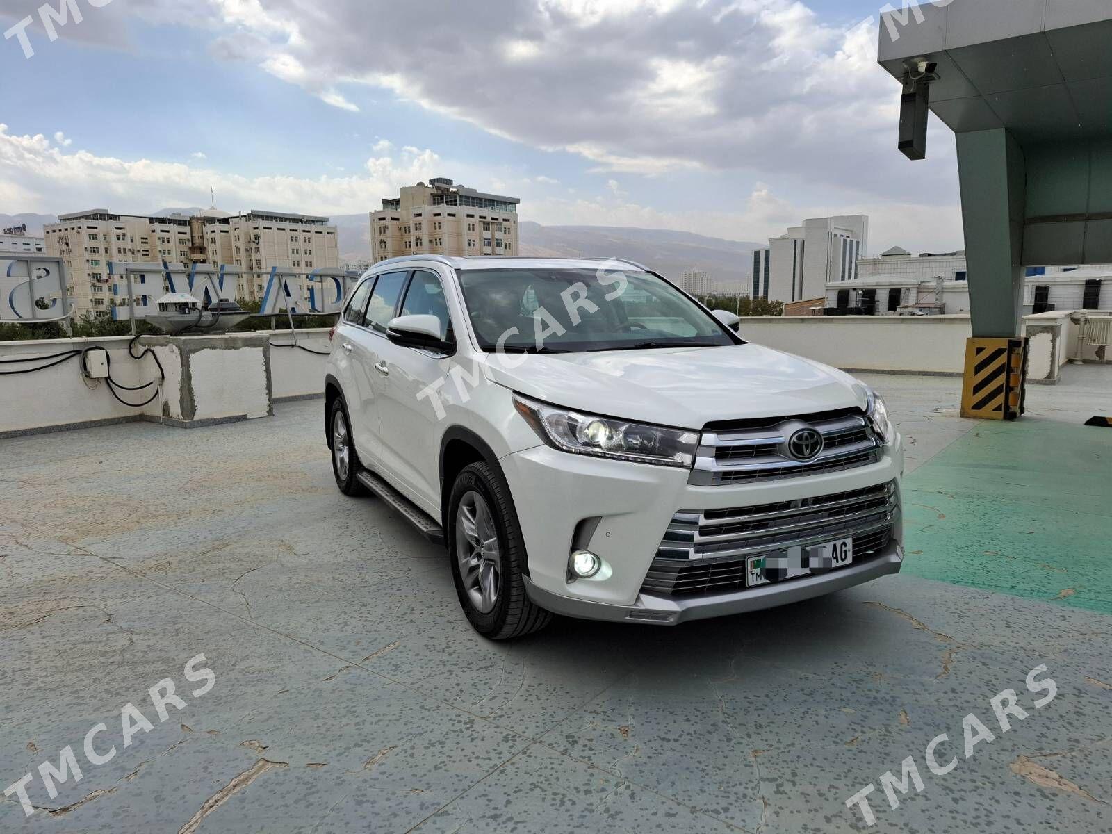 Toyota Highlander 2018 - 449 999 TMT - Ашхабад - img 4