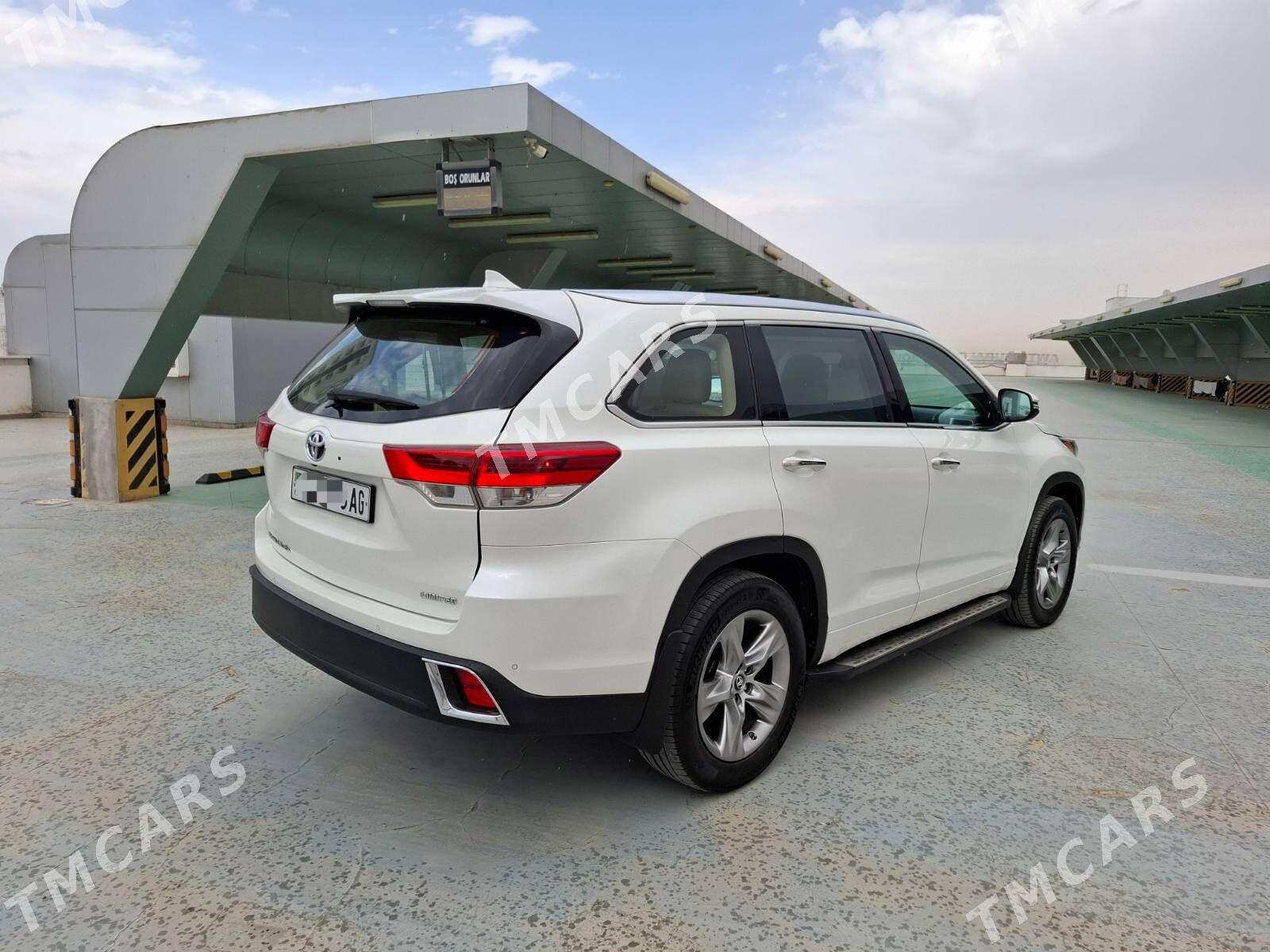 Toyota Highlander 2018 - 449 999 TMT - Ашхабад - img 2