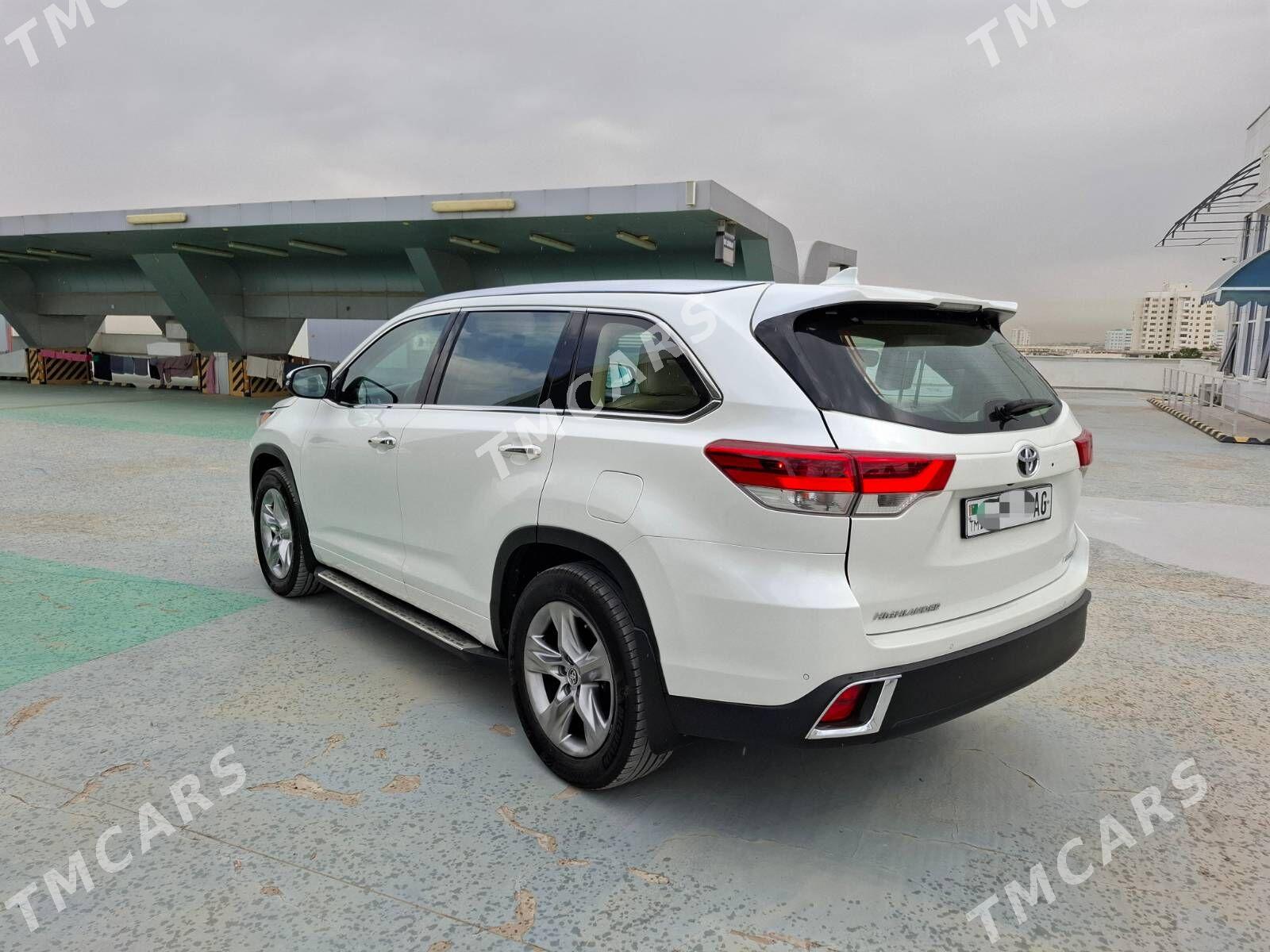 Toyota Highlander 2018 - 449 999 TMT - Ашхабад - img 3