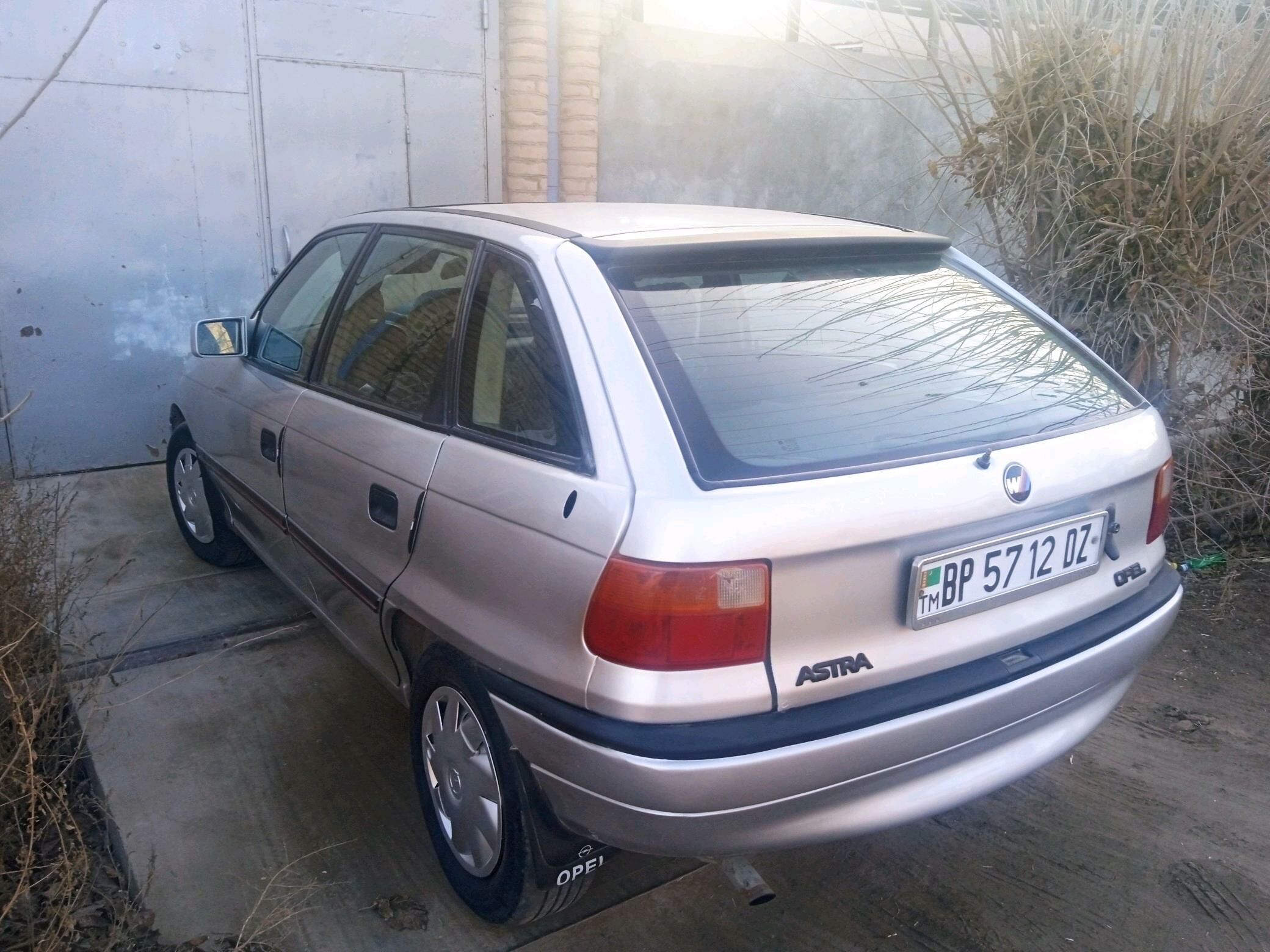 Opel Astra 1994 - 35 000 TMT - Şabat etr. - img 4