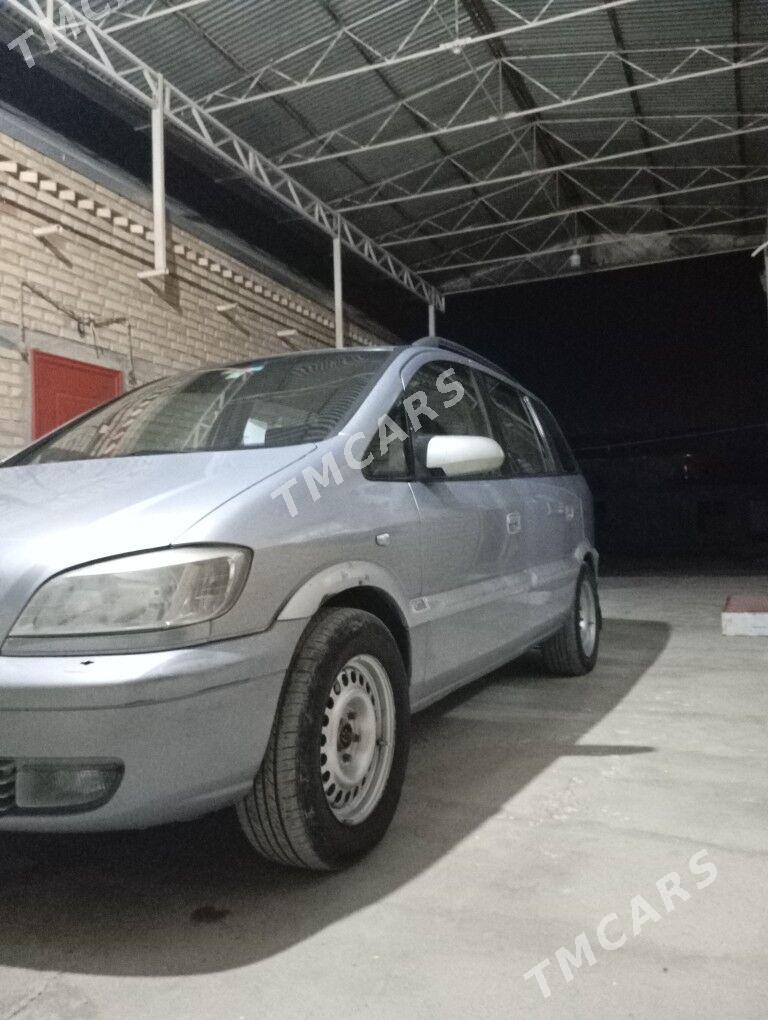 Opel Zafira 2002 - 80 000 TMT - Бахарден - img 3