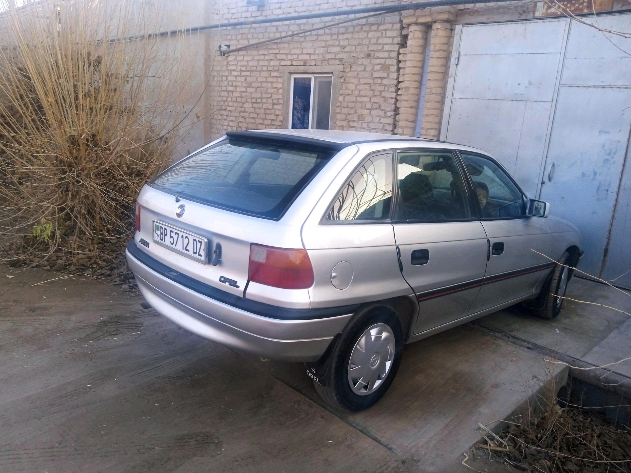 Opel Astra 1994 - 35 000 TMT - Şabat etr. - img 5