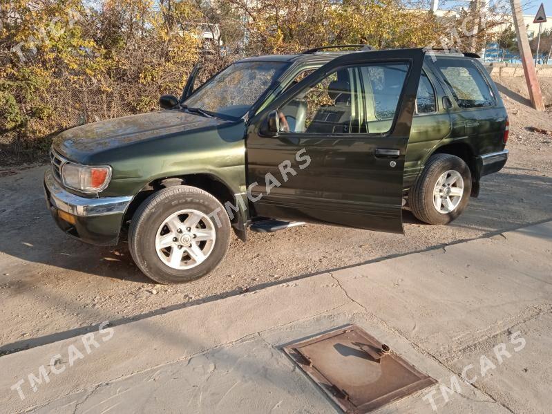 Nissan Pathfinder 1997 - 90 000 TMT - Балканабат - img 3