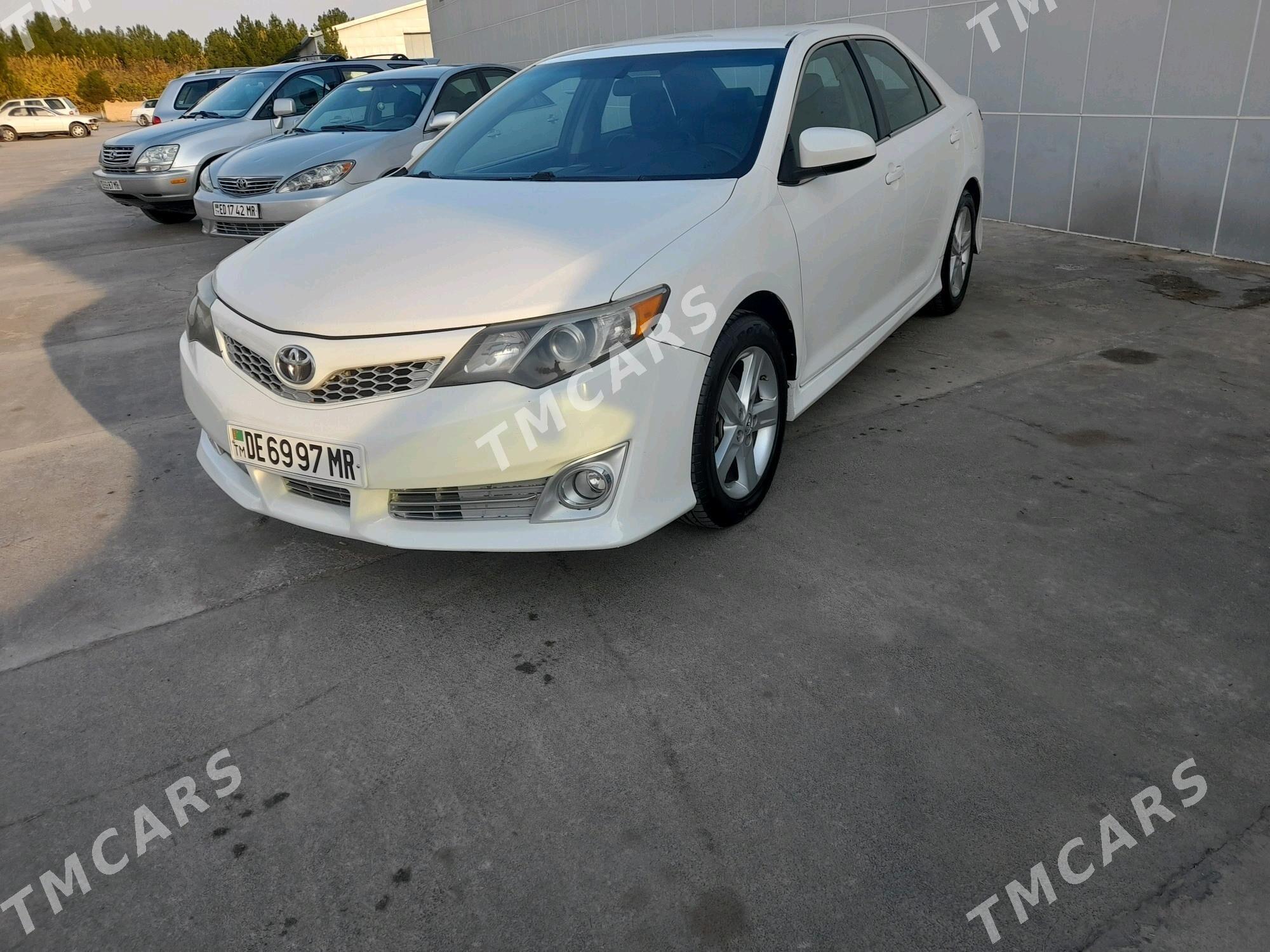 Toyota Camry 2014 - 205 000 TMT - Мары - img 2