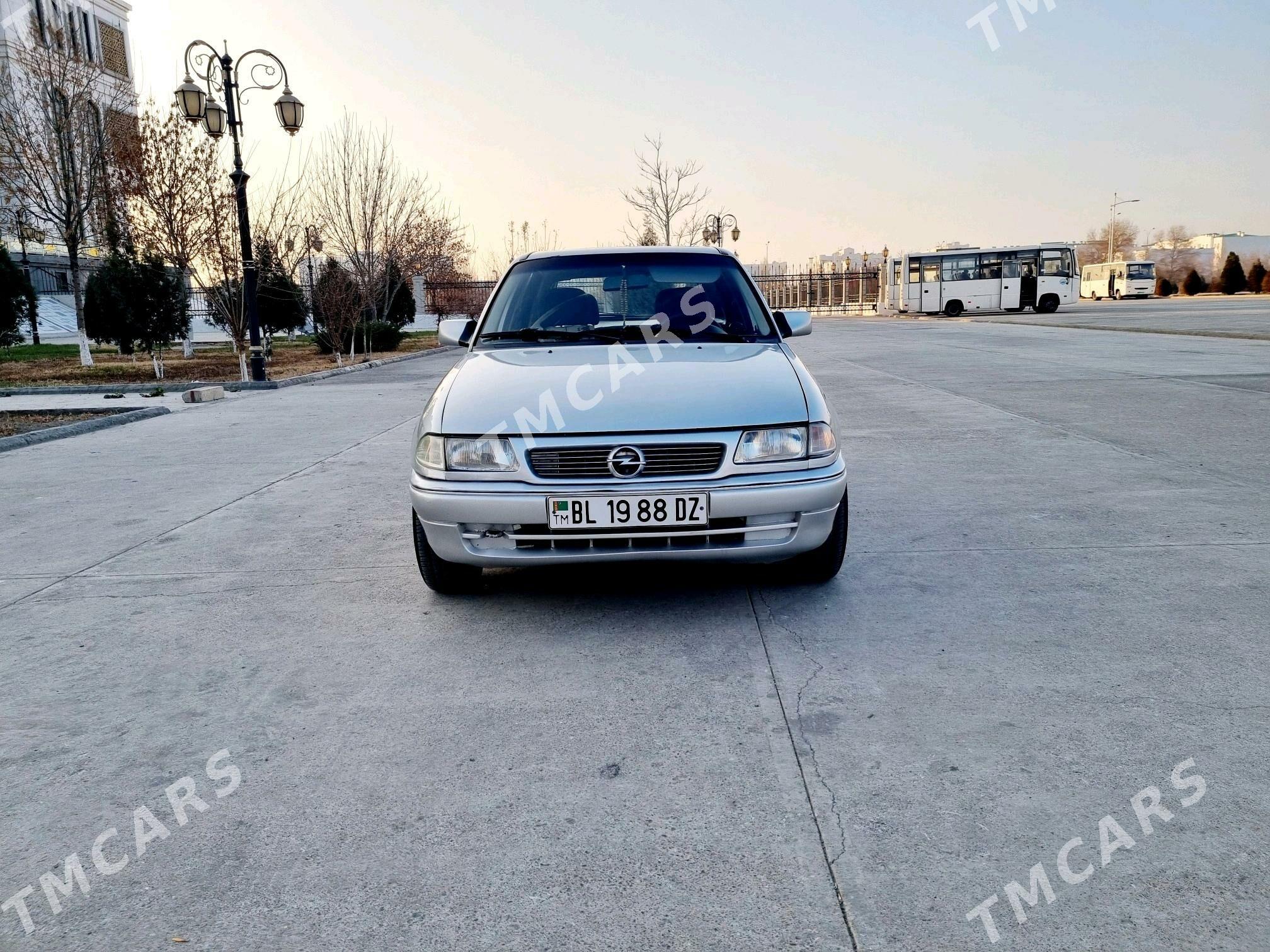 Opel Astra 1993 - 37 000 TMT - Дашогуз - img 4