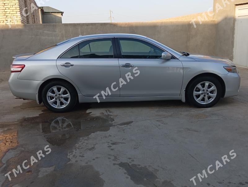 Toyota Camry 2011 - 185 000 TMT - Дашогуз - img 5