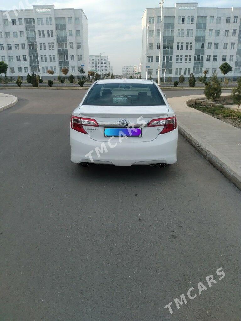 Toyota Camry 2014 - 215 000 TMT - Тязе заман - img 4