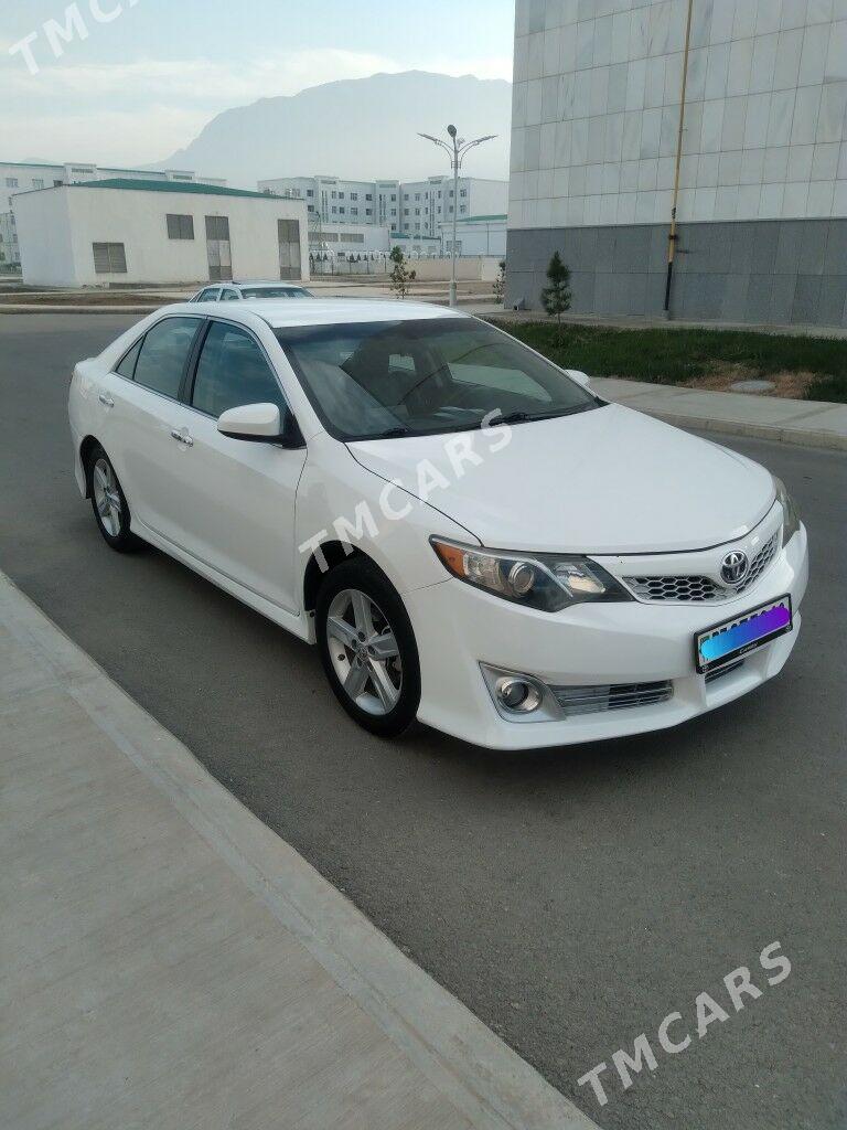 Toyota Camry 2014 - 215 000 TMT - Тязе заман - img 2