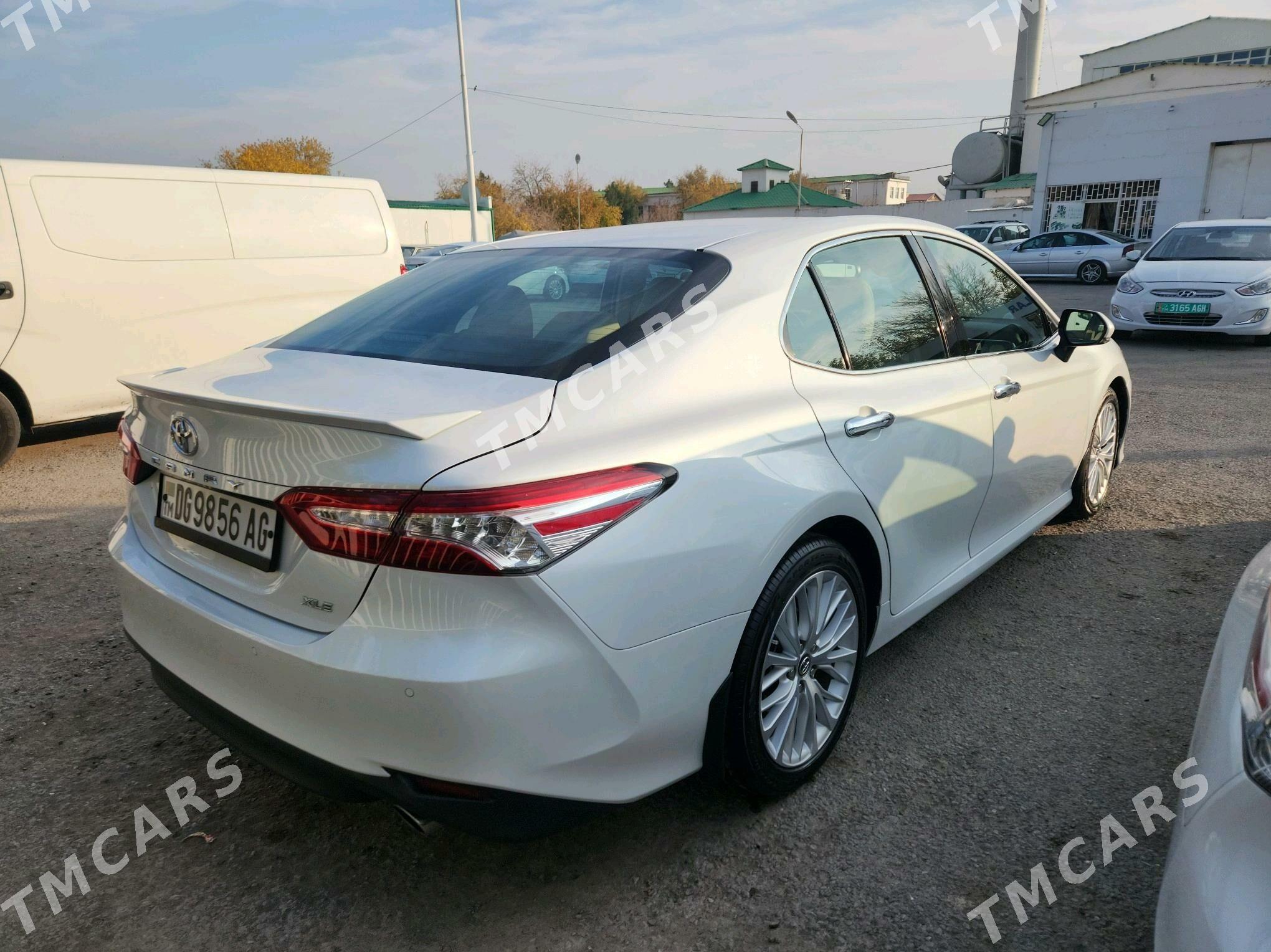 Toyota Camry 2018 - 345 000 TMT - Ашхабад - img 2