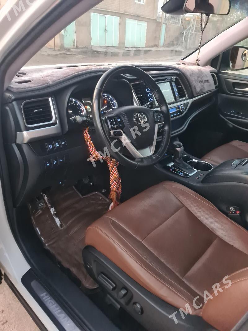 Toyota Highlander 2018 - 470 000 TMT - Aşgabat - img 3