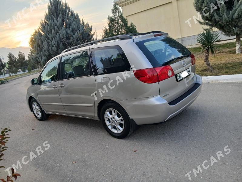 Toyota Sienna 2006 - 218 000 TMT - Бузмеин - img 4