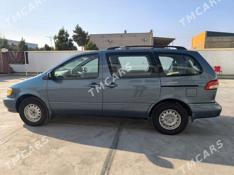 Toyota Sienna 2001 - 155 000 TMT - Туркменабат - img 6