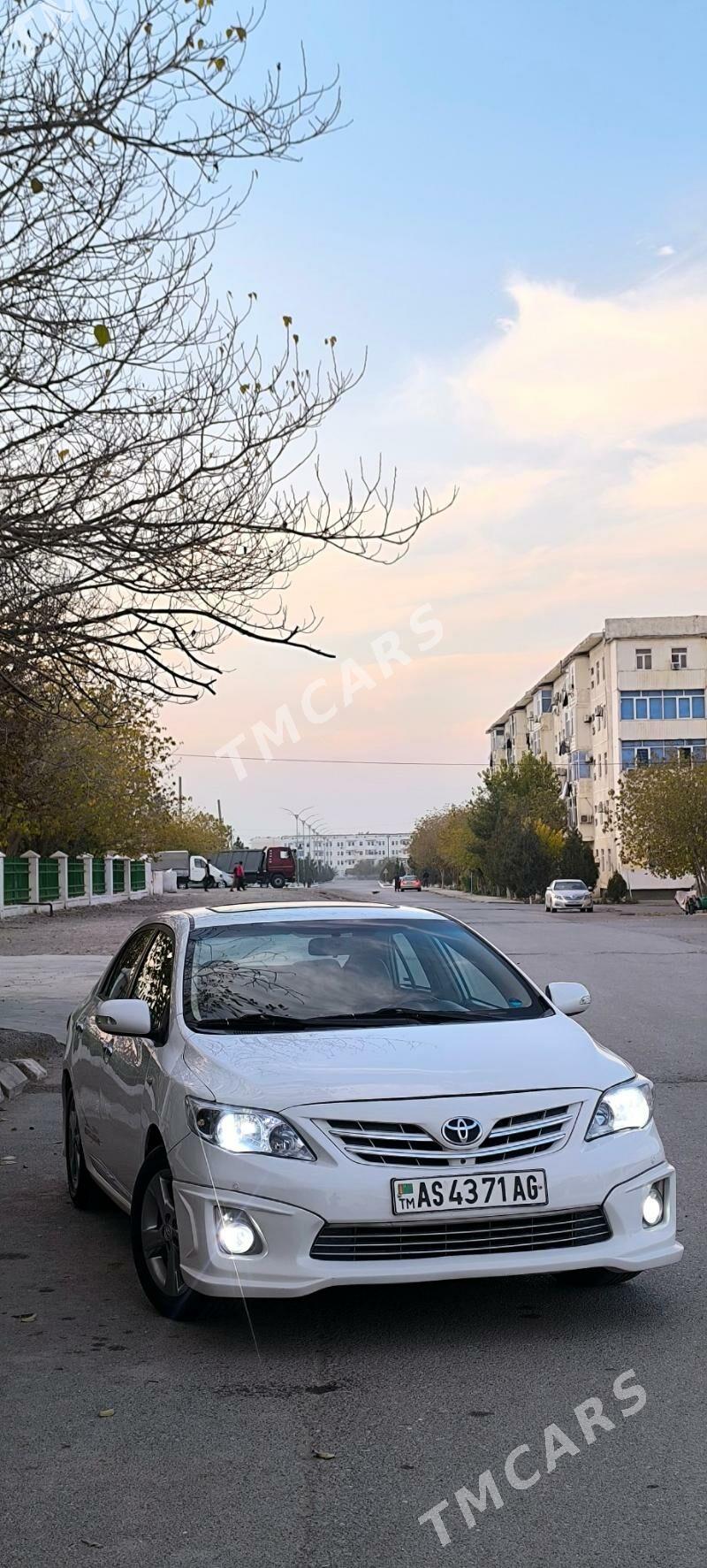 Toyota Corolla 2013 - 159 000 TMT - Aşgabat - img 7