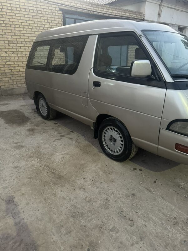 Toyota Town Ace 1993 - 25 000 TMT - Сакар - img 7