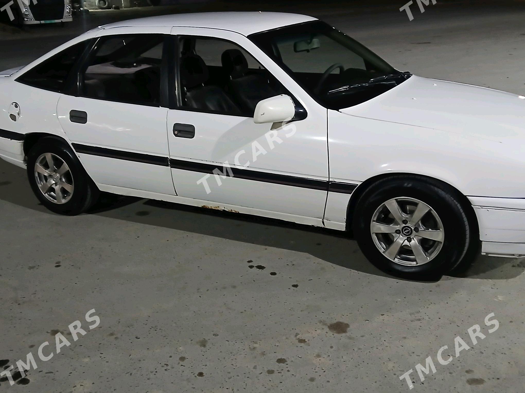 Opel Vectra 1991 - 25 000 TMT - Бузмеин - img 4