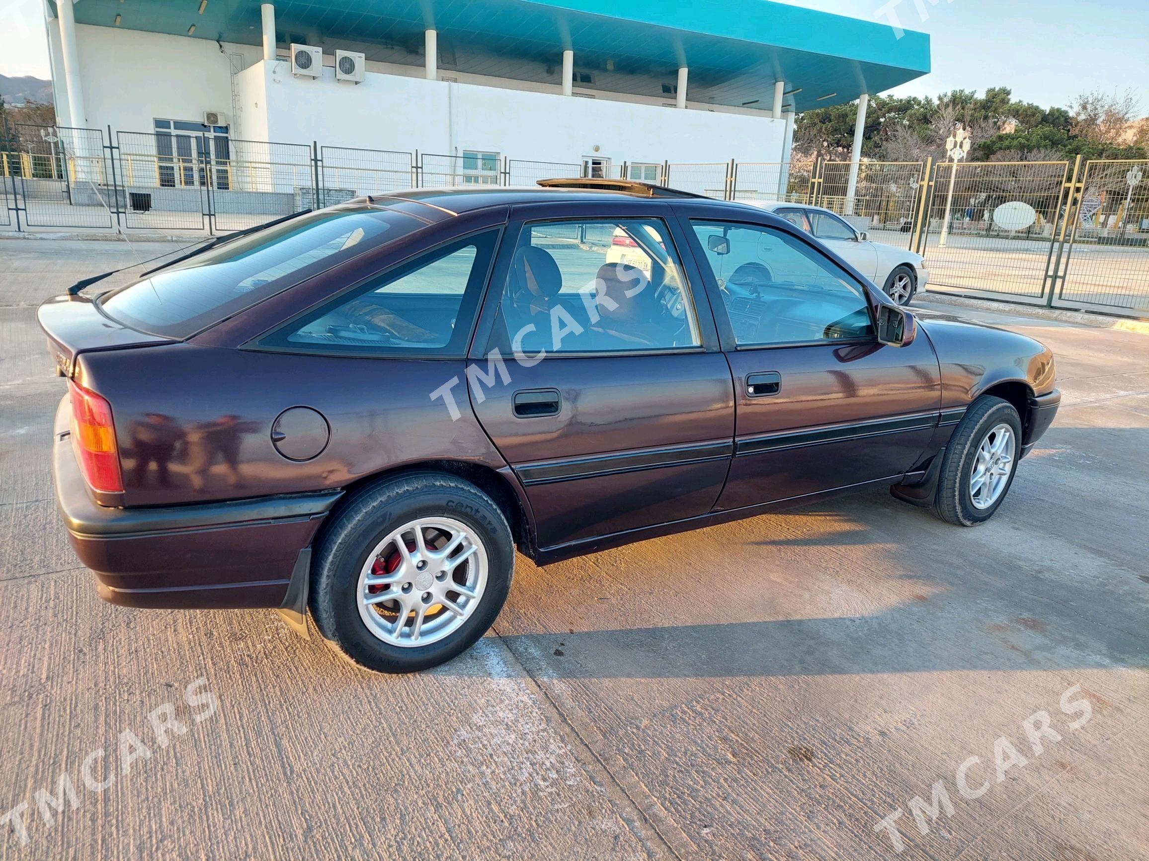 Opel Vectra 1992 - 28 000 TMT - Туркменбаши - img 3