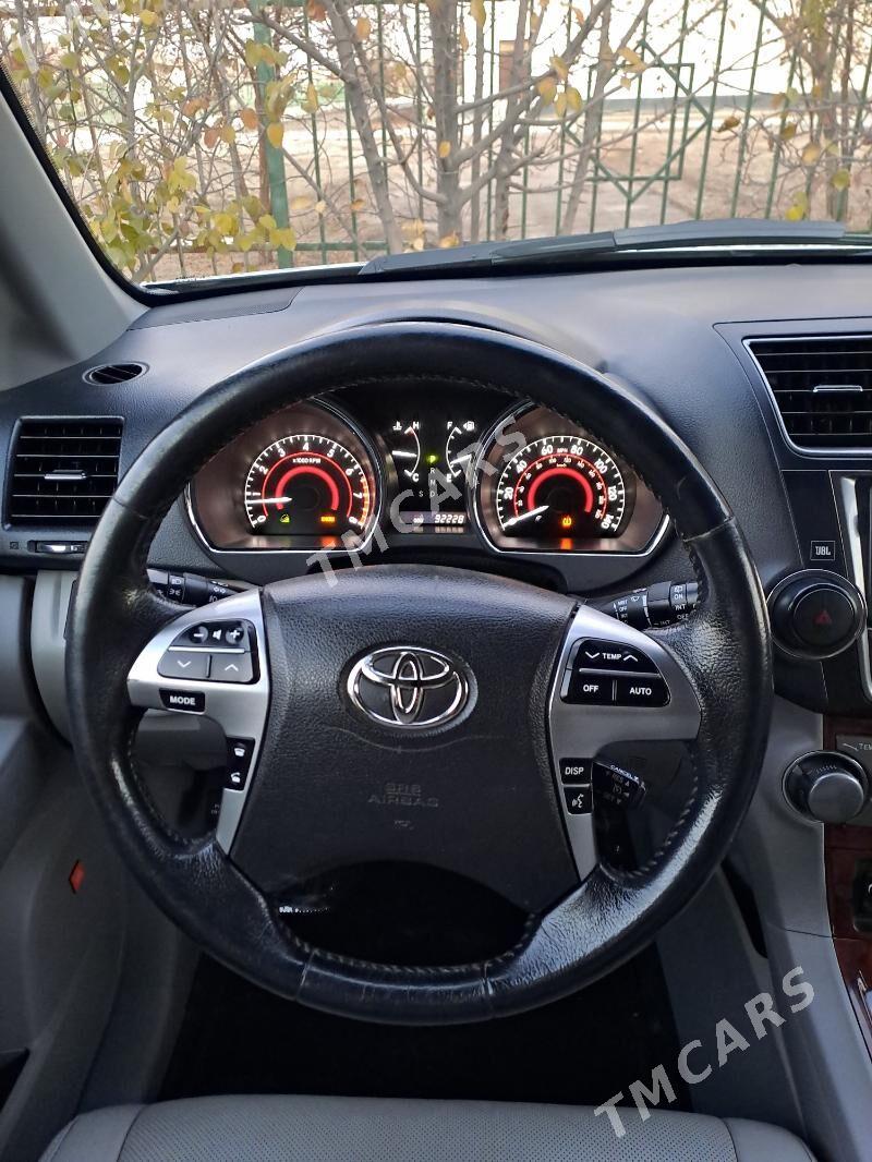 Toyota Highlander 2013 - 355 000 TMT - Дашогуз - img 10