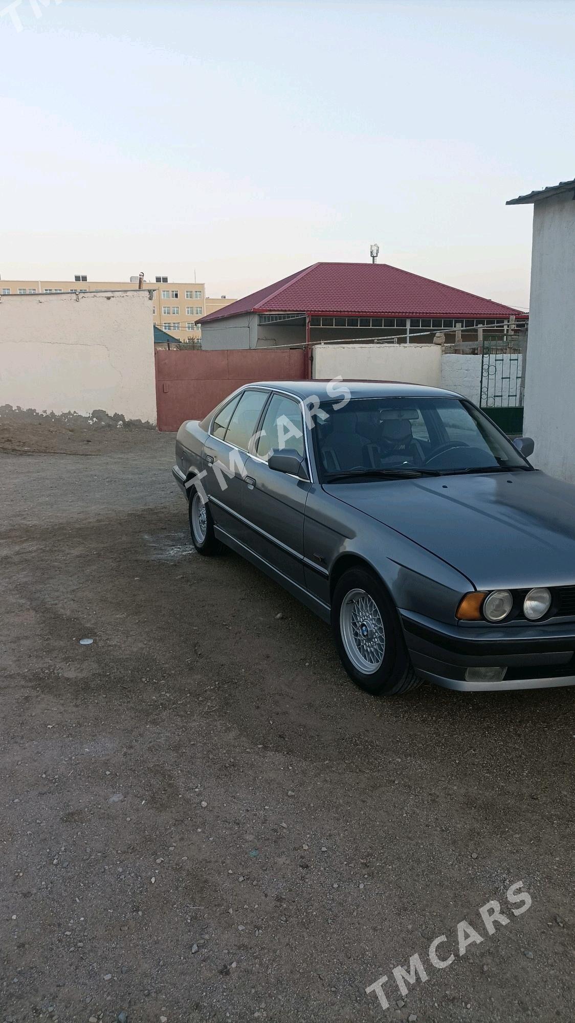 BMW 525 1991 - 60 000 TMT - Гумдаг - img 2