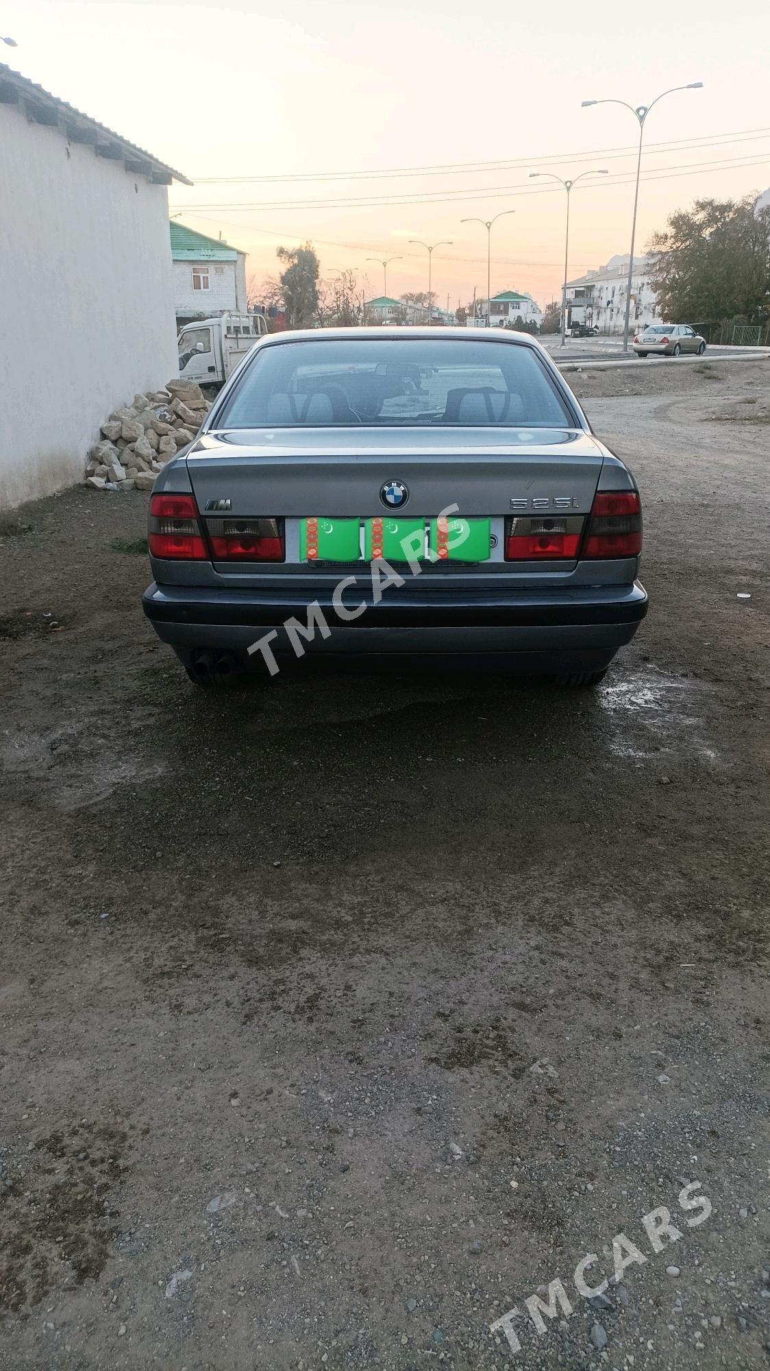 BMW 525 1991 - 60 000 TMT - Гумдаг - img 5