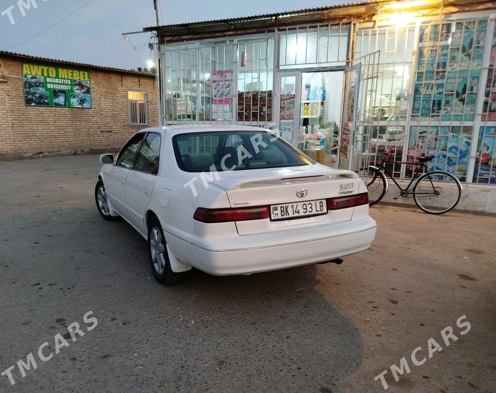 Toyota Camry 1998 - 96 000 TMT - Туркменабат - img 2