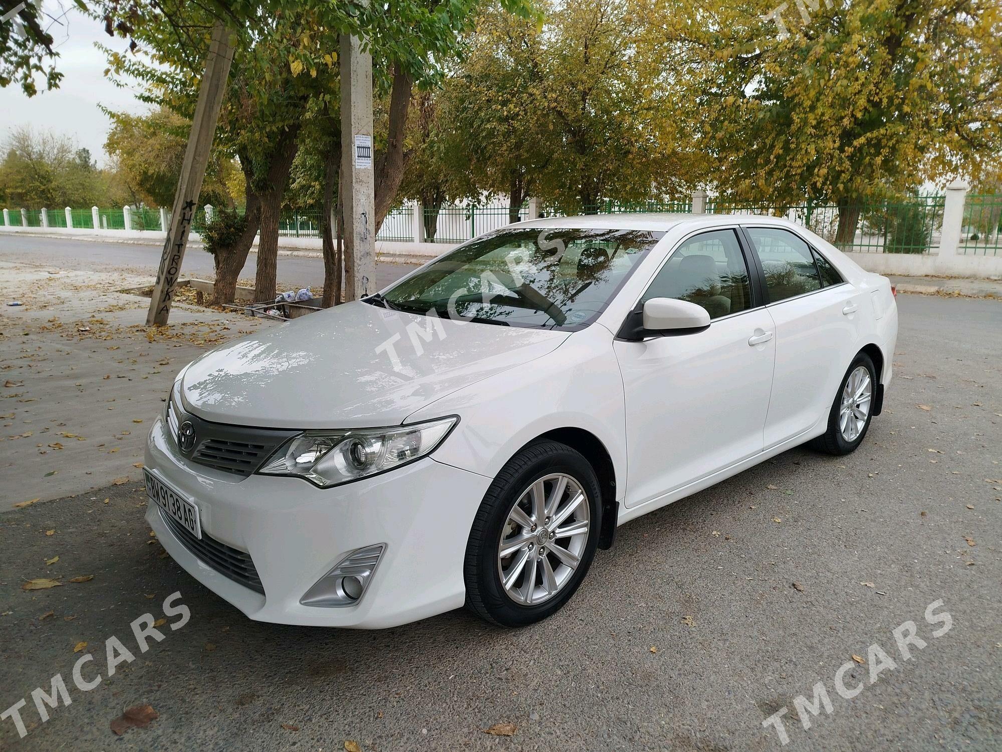 Toyota Camry 2013 - 245 000 TMT - Hitrowka - img 2