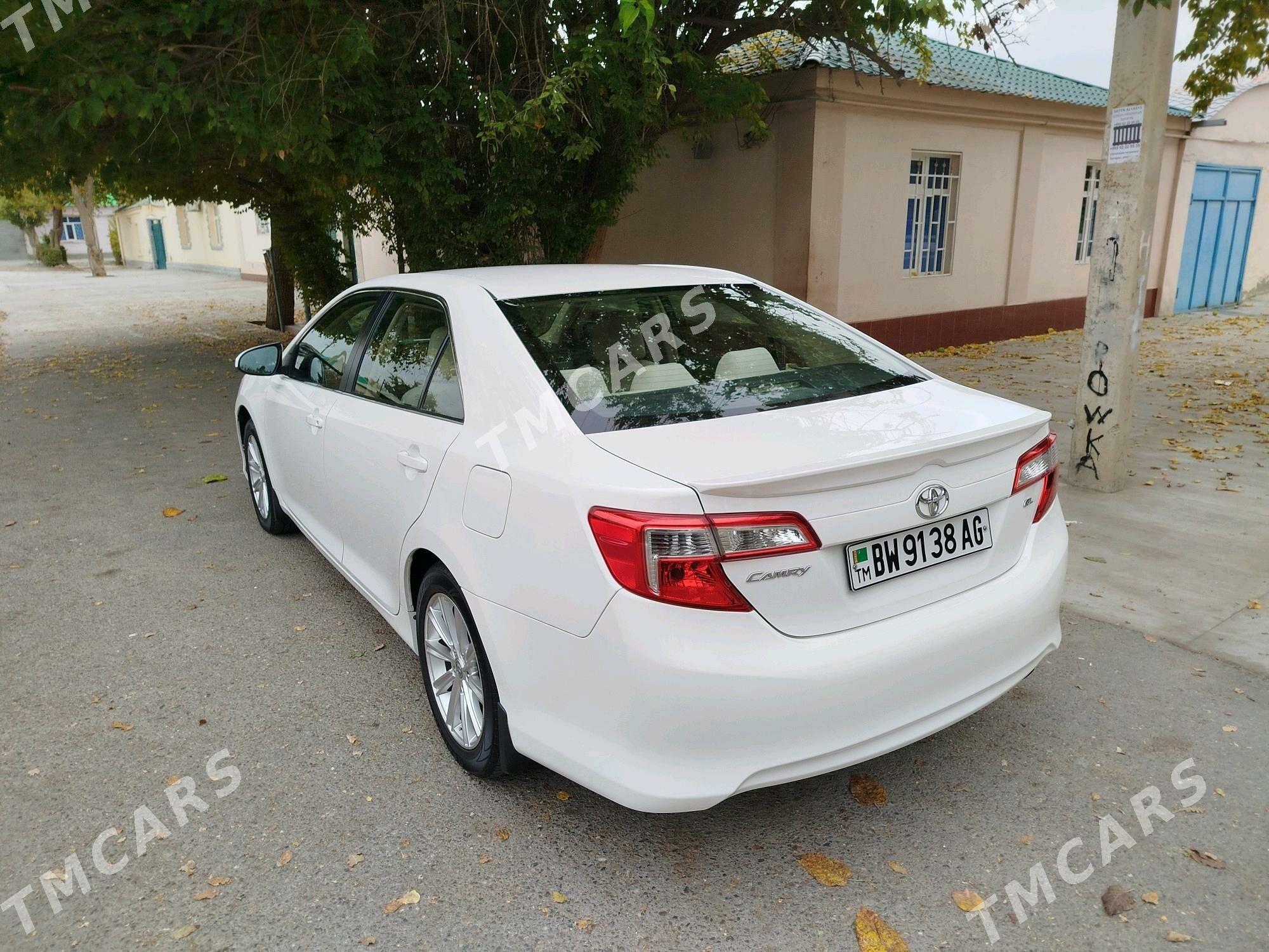 Toyota Camry 2013 - 245 000 TMT - Hitrowka - img 6