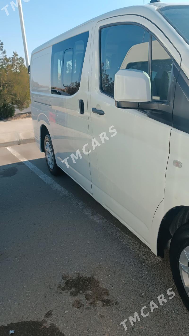 Toyota Hiace 2021 - 490 000 TMT - Ашхабад - img 3