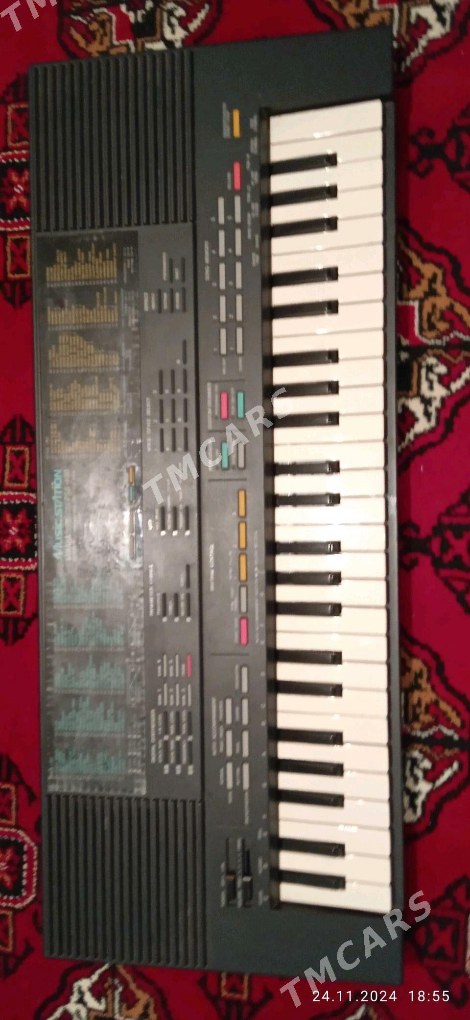 KORG YAMAHA ROLAND - Дашогуз - img 2