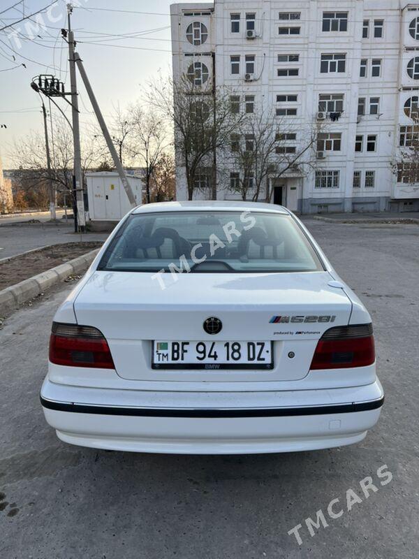 BMW 528 1996 - 70 000 TMT - Дашогуз - img 5