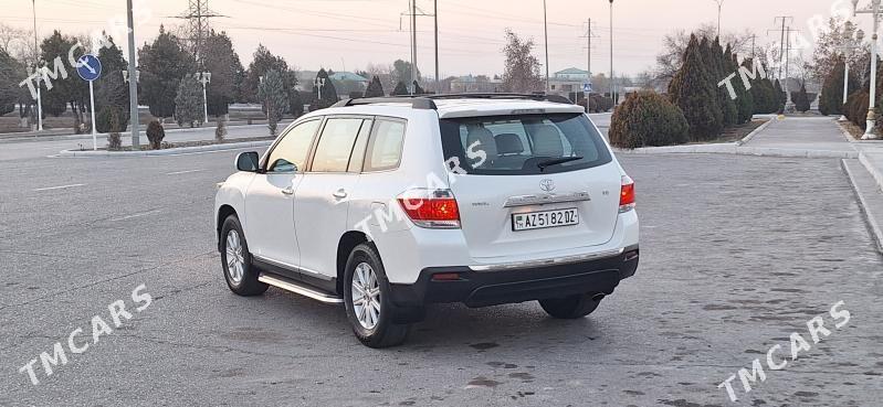 Toyota Highlander 2013 - 330 000 TMT - Дашогуз - img 2