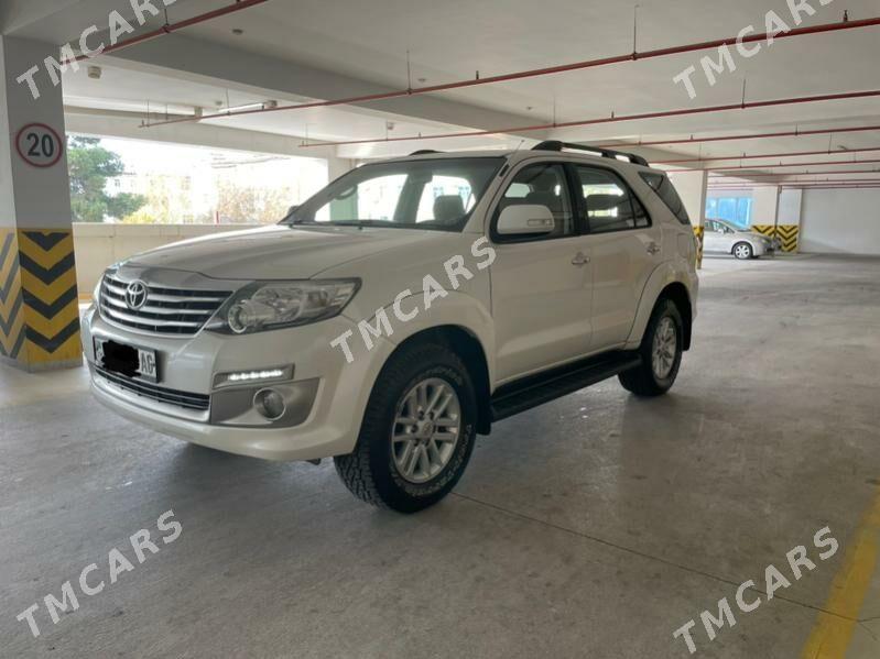 Toyota Fortuner 2015 - 400 000 TMT - Hitrowka - img 4