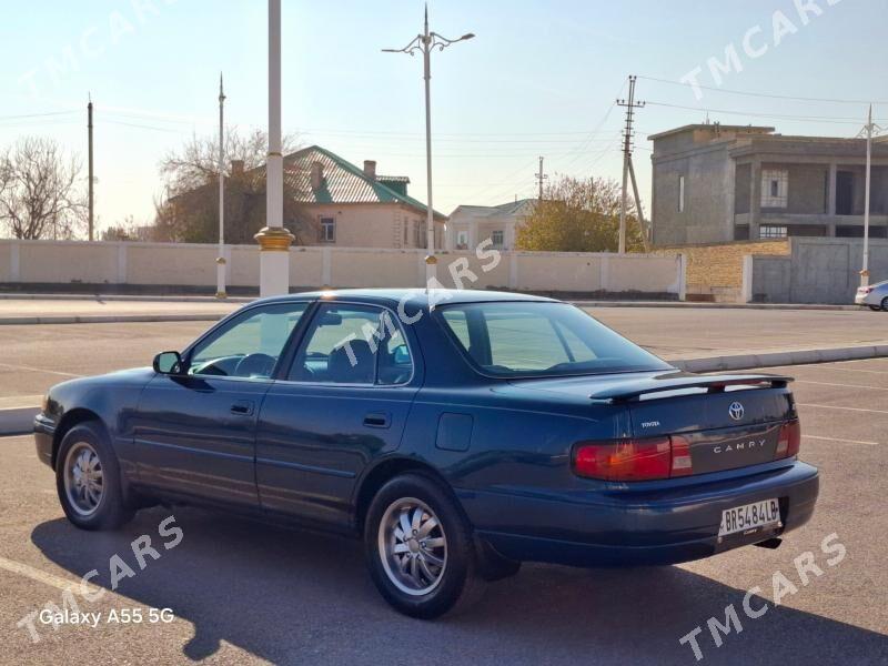 Toyota Camry 1996 - 95 000 TMT - Türkmenabat - img 2