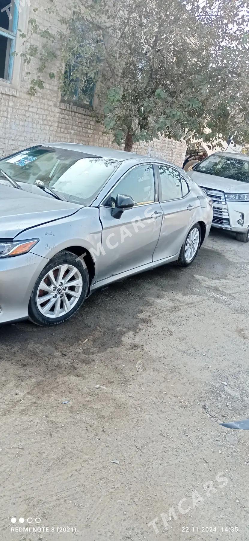 Toyota Camry 2022 - 230 000 TMT - Мары - img 5