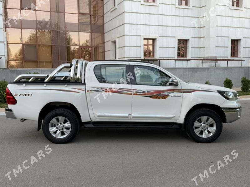 Toyota Hilux 2016 - 410 000 TMT - Ашхабад - img 3