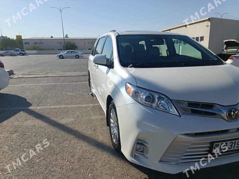 Toyota Sienna 2018 - 510 000 TMT - Aşgabat - img 2