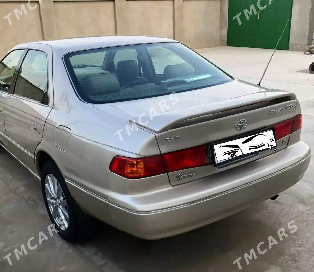 Toyota Camry 1999 - 125 000 TMT - Ёлётен - img 4