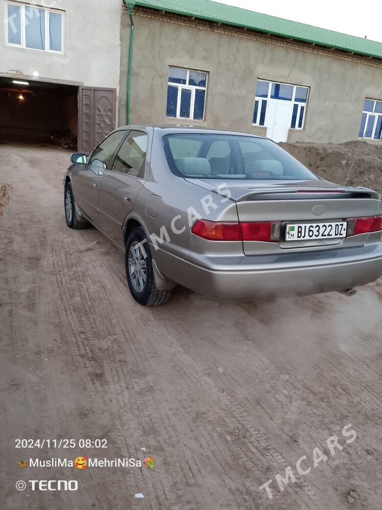 Toyota Camry 2000 - 130 000 TMT - Гурбансолтан Едже - img 4