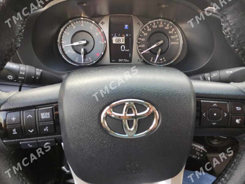 Toyota Hilux 2022 - 609 000 TMT - Ашхабад - img 7