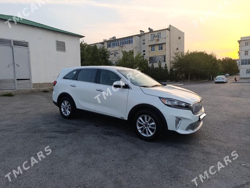 Kia Sorento 2019 - 270 000 TMT - Olimpiýa şäherçesi - img 4