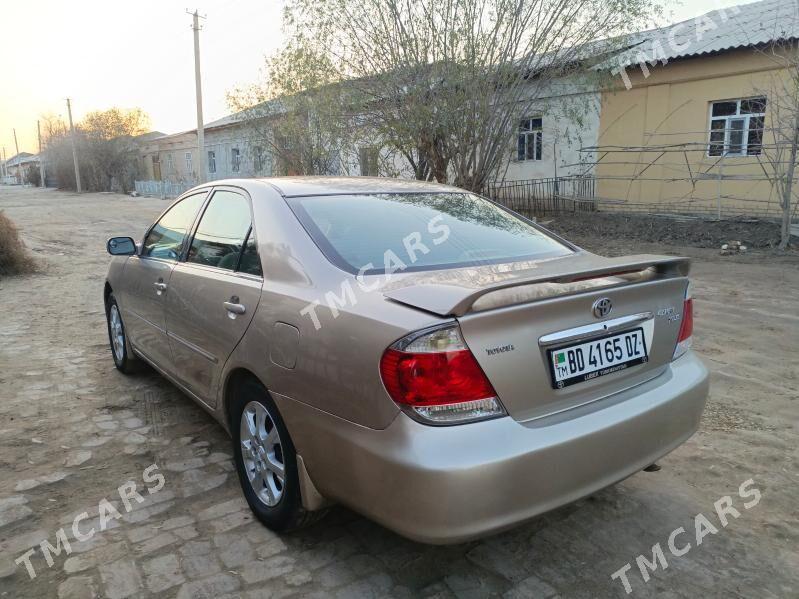 Toyota Camry 2005 - 150 000 TMT - Köneürgenç - img 4