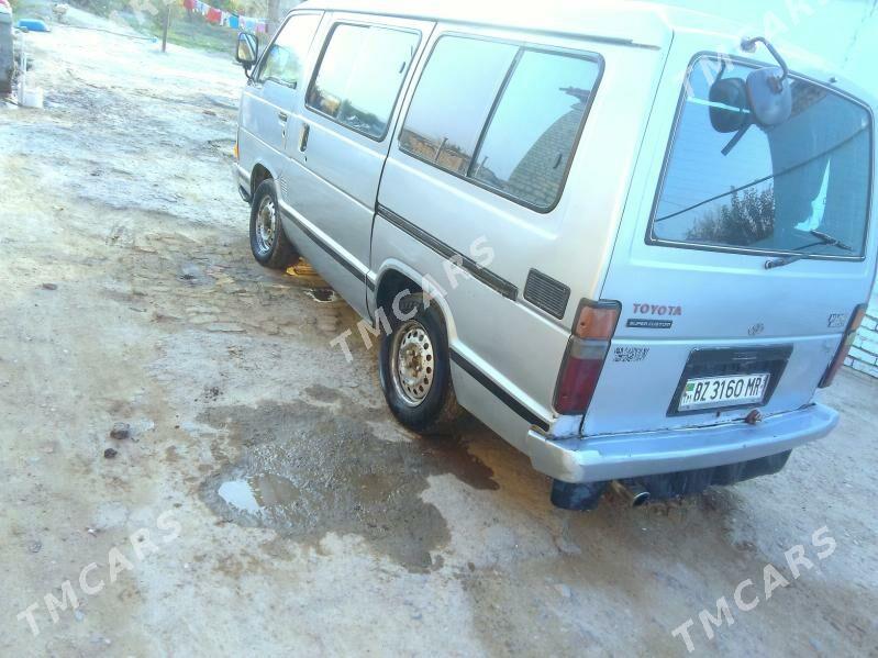 Toyota Hiace 1987 - 30 000 TMT - Mary - img 3