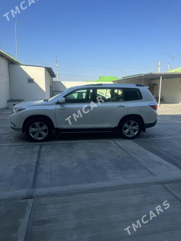 Toyota Highlander 2013 - 399 000 TMT - Ашхабад - img 8